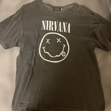 T셔츠 Nirvana