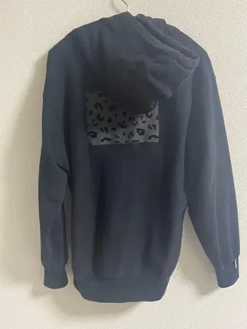 MELTTHELADY 멜트더레이디 후디