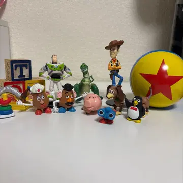 디즈니 토이스토리 가챠가챠 미니피규어