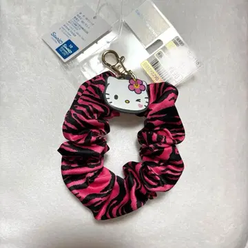 시마무라 헬로키티 스크런치 참 제브라 패턴