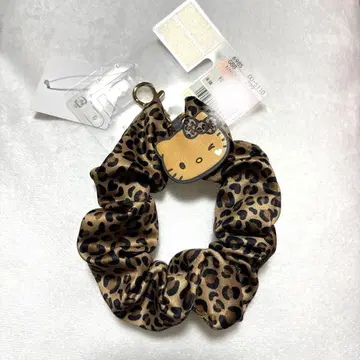 시마무라 헬로키티 스크런치 참 레오파드 무늬