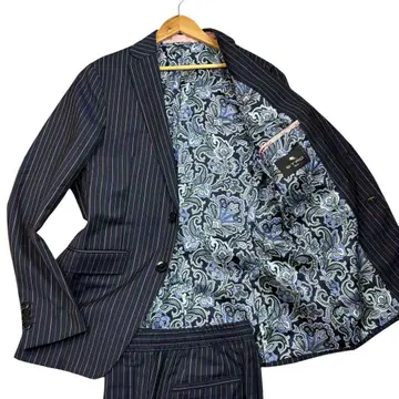 컨디션 최상 현행 에트로 셋업 수트 전체 페이즐리 사이즈 48 네이비