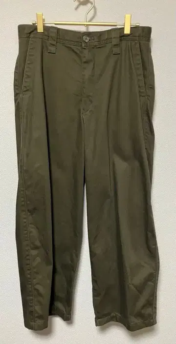 [ UNIQLO ] 와이드핏 치노 다크 브라운 76