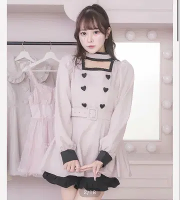 pium 초커 프릴 하트 버튼 긴팔 셋업 핑크