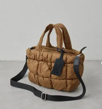 ear PAPILLONNER 이아 파피요네 복슬복슬 블록 토트백