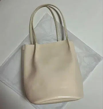 가죽 버킷백 아이보리