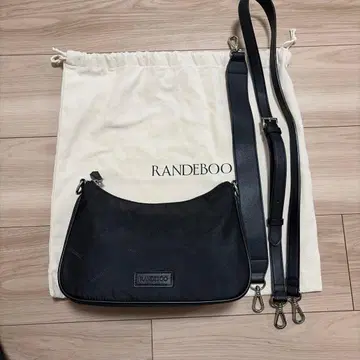 RANDERBOO 블랙 호보백