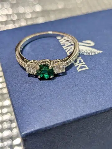 스와로브스키 링 트리로지 에메랄드 그린 13호 빅