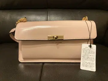 가격 인하 중 [ 택 포함 새상품 ] 마크제이콥스 숄더백 핑크