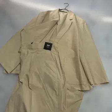 미사용 유니클로 띠어리 UNIQLO 베이지 정장 세트 3XL
