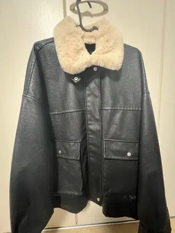 moment+ 인조 가죽 블루종