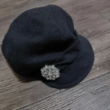 Rady 레이디 헌팅 캡 블랙 비쥬 울