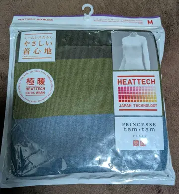 UNIQLO PRINCESSE tam-tam HEATTECH