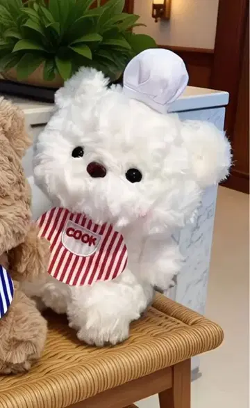 셰프 모자를 쓴 화이트 곰