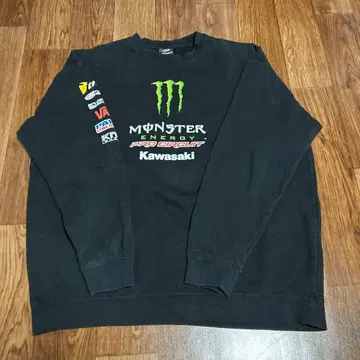 [ 레어 ] MONSTER x KAWASAKI 콜라보 프린트 맨투맨