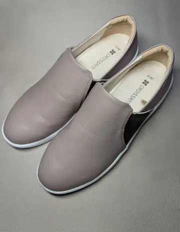 [ 새상품 미사용 ] 여성 신발 크루아상 핑크 베이지 24cm