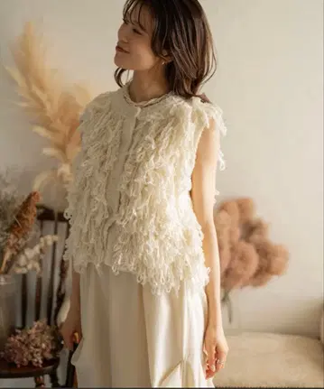 부클레 프린지 니트 베스트