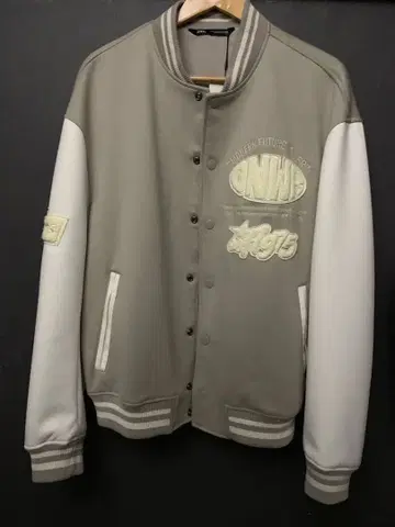 ZARA XL 바시티 자켓 그레이/화이트