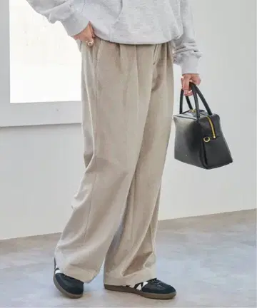 벨로아 샤기 택 팬츠 사이즈 36