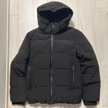 CONFIRM BASIC CONFIGURATION 블랙 다운 자켓