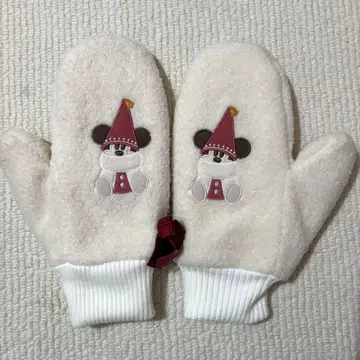 릴린린 미튼 2025