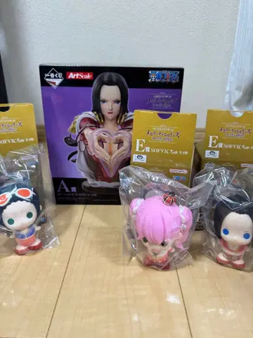 원피스 제일복권 핸콕 아트 스케일 A상 SOFVIC츄 세트