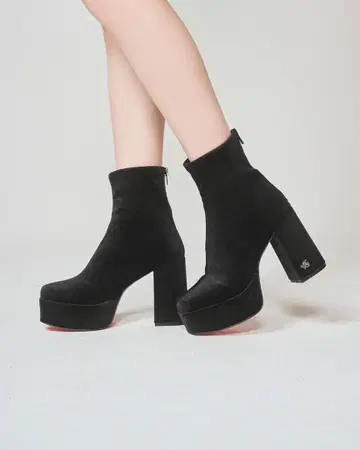 미사용 새상품 미셸 마카롱 벨로아 숏부츠