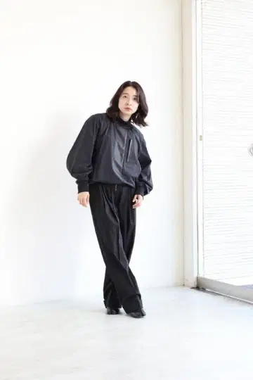 마메 쿠로고우치 Water Repellent Nylon Pullover