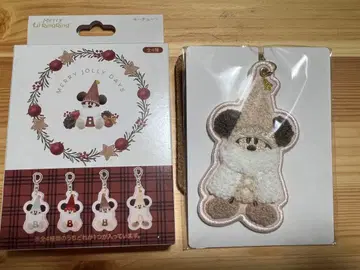 릴린린 랜덤 키체인 화이트 컬러 모자 디즈니 크리스마스 2025