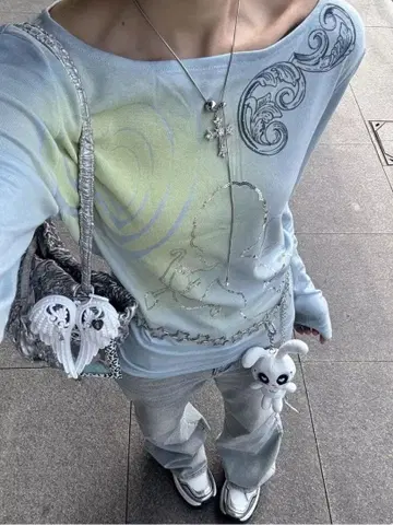 y2k 헤이세이 갸루 스카이블루 긴팔 상의 파란색 티셔츠 00s