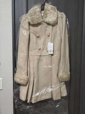 dazzlin 베이지 S 사이즈 롱 코트