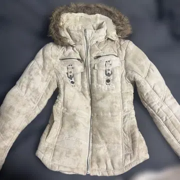 아이보리 퍼 후드 자켓