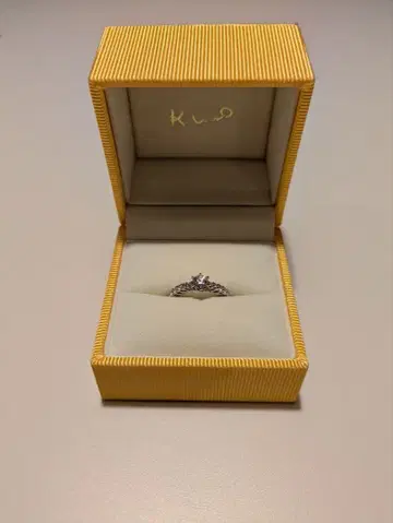 K.uno 약혼반지 미녀와 야수 모델