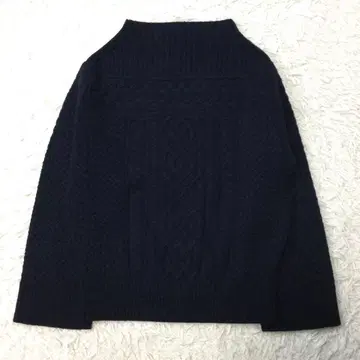 프레임워크 해밀턴 아란 보틀넥 풀오버 네이비