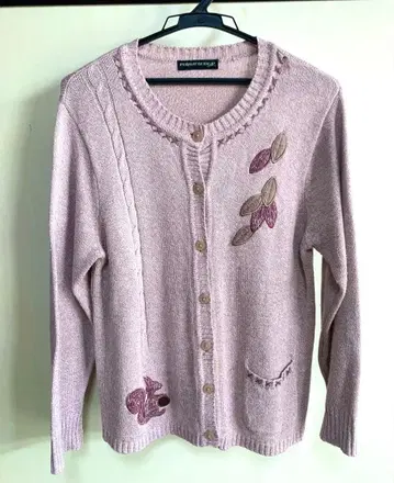 앤티크 가디건 더스티 핑크 니트 포켓 자수 가을 다람쥐 스티치