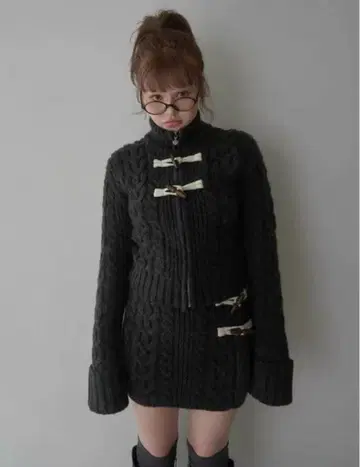 kelly toggle knit set up andmary 그레이