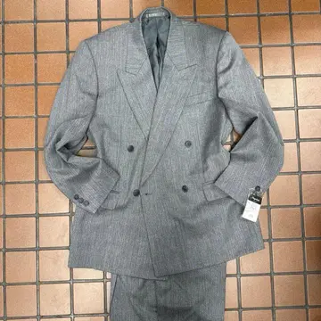 초특가 새상품 빈티지 고급 MAGNIFIQUE 더블 수트 사이즈 A6