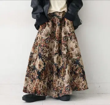antiqua 꽃무늬 자카드 스커트