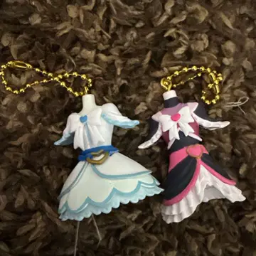 초대 프리큐어 드레스형 키링 2개 세트