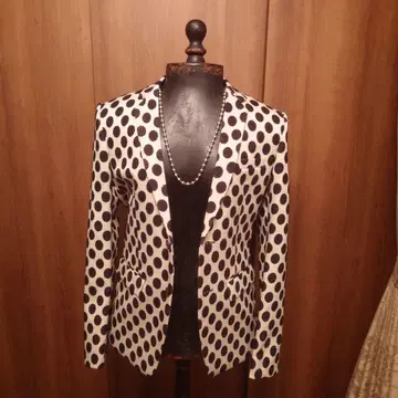 도트 무늬 테일러드 자켓