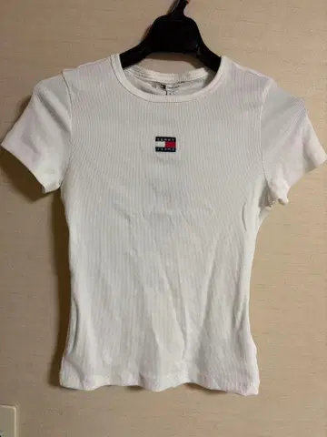 TOMMY JEANS 반팔 T셔츠