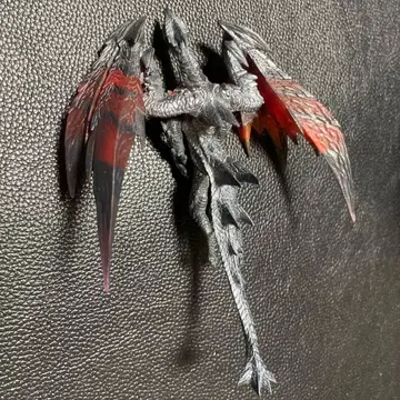 몬헌 스탠다드 모델Plus 기이한 붉은 빛의 발파루크 피규어 봉무