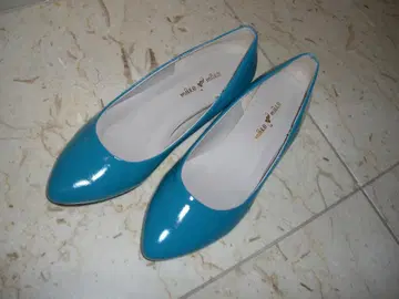 마레마레 터콰이즈 블루 로우힐 펌프스 23cm