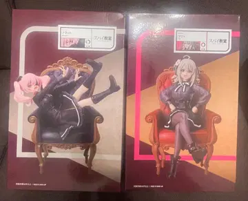 즉시 구매 미개봉 새상품 스파이 교실 피규어 2개 세트