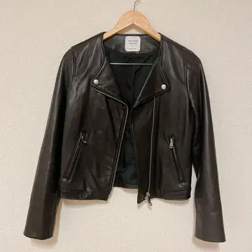 UNITED TOKYO 블랙 가죽 라이더 자켓 사이즈 2