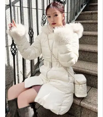 리젝시 RESEXXY 퍼 다운 코트