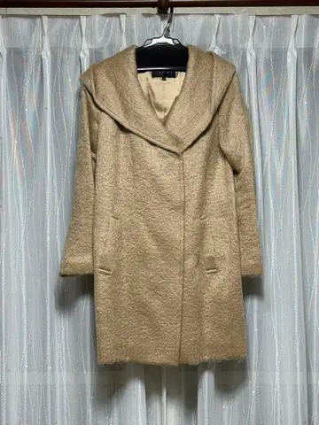 INDIVI 모헤어 혼방 샤기 후디 코트