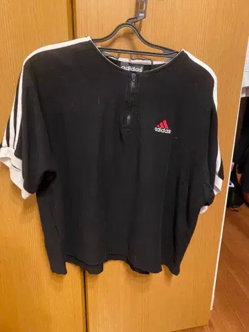 adidas 블랙 반팔T셔츠 XL