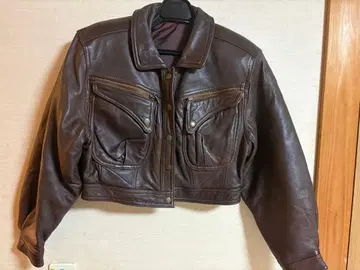 양가죽 레더 자켓 & 표범 무늬 스커트 세트 판매