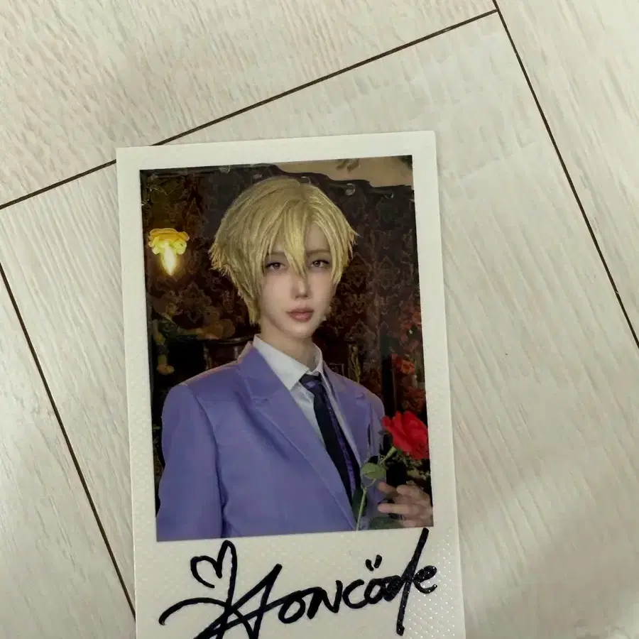 Shop polaroid signed on Bunjang Global Site - No more Korean account!